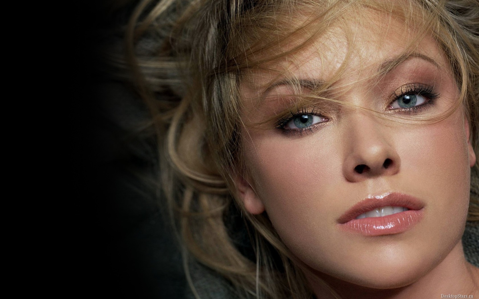 Kristanna Loken #004 - 1680x1050 Wallpapers Pictures Photos Images