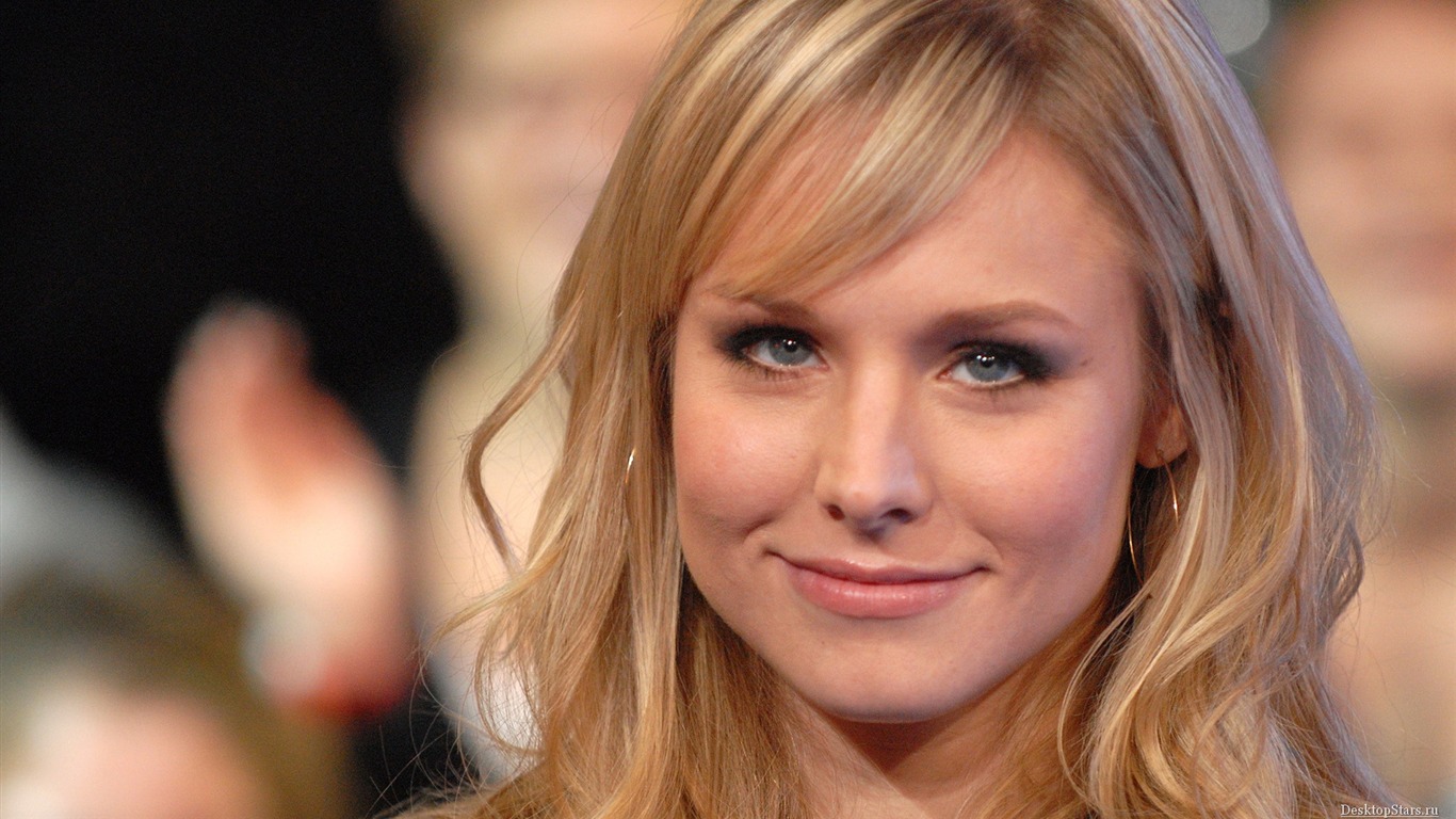 Kristen Bell #029 - 1366x768 Wallpapers Pictures Photos Images