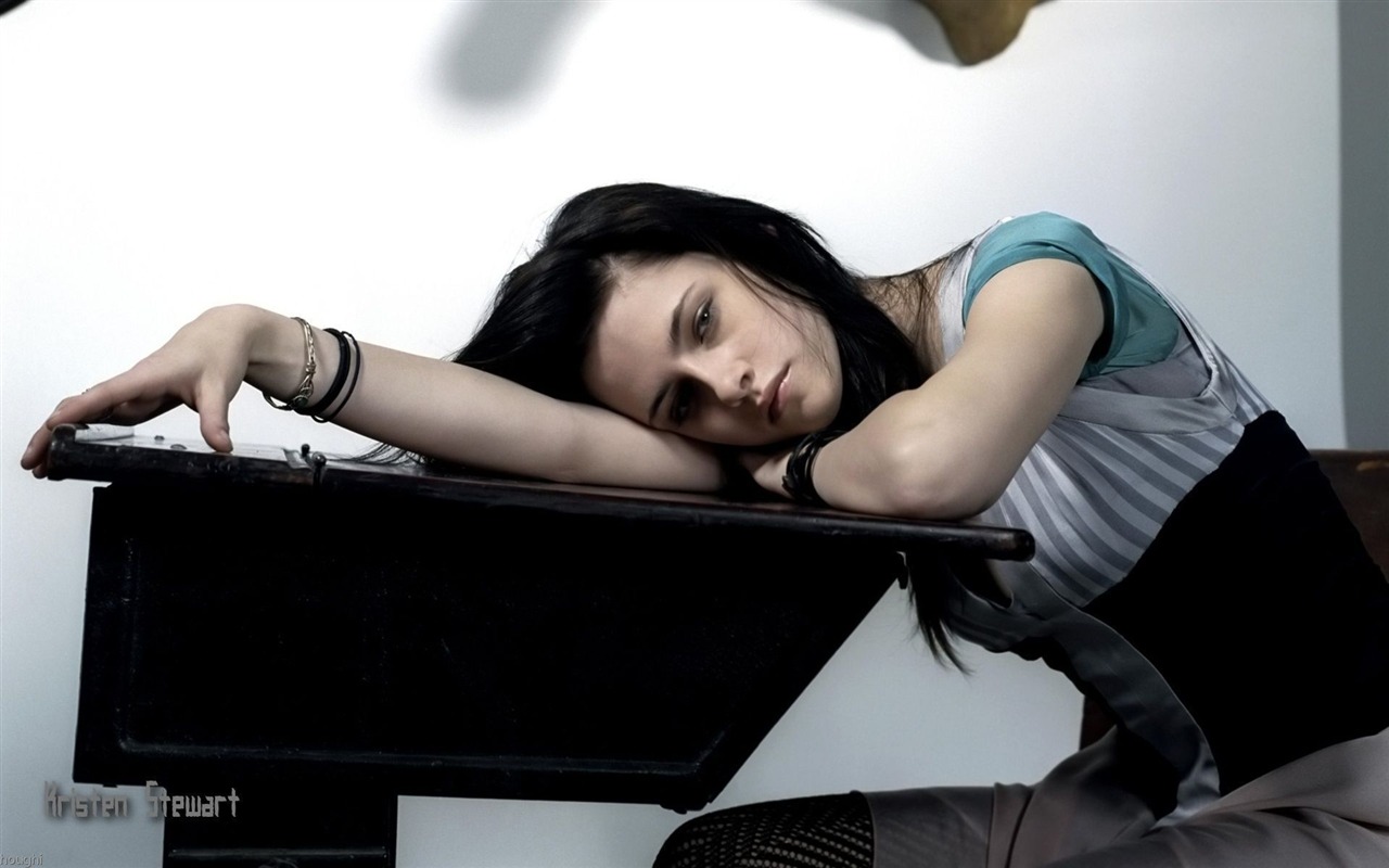Kristen Stewart #002 - 1280x800 Wallpapers Pictures Photos Images