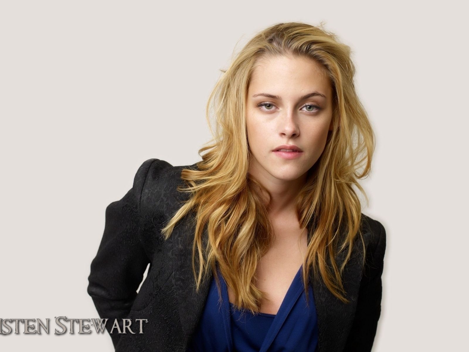 Kristen Stewart #001 - 1600x1200 Wallpapers Pictures Photos Images