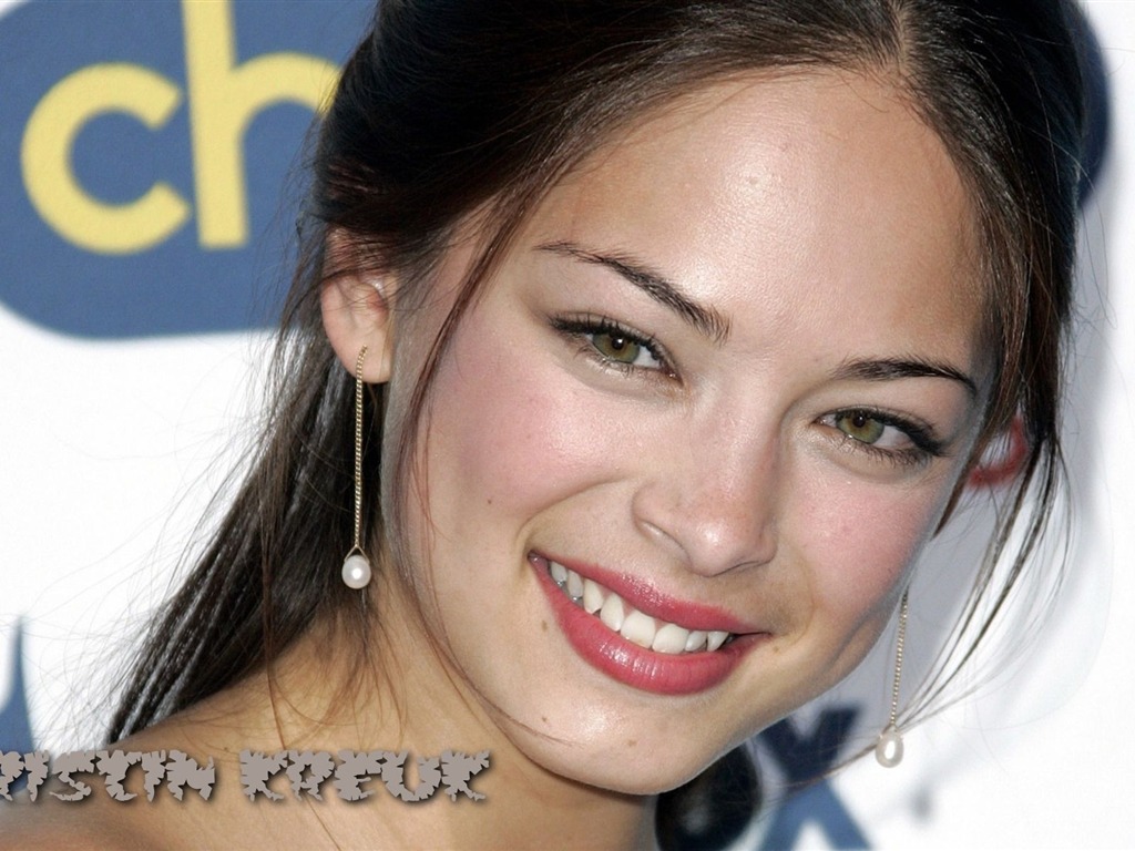 Kristin Kreuk #003 - 1024x768 Wallpapers Pictures Photos Images