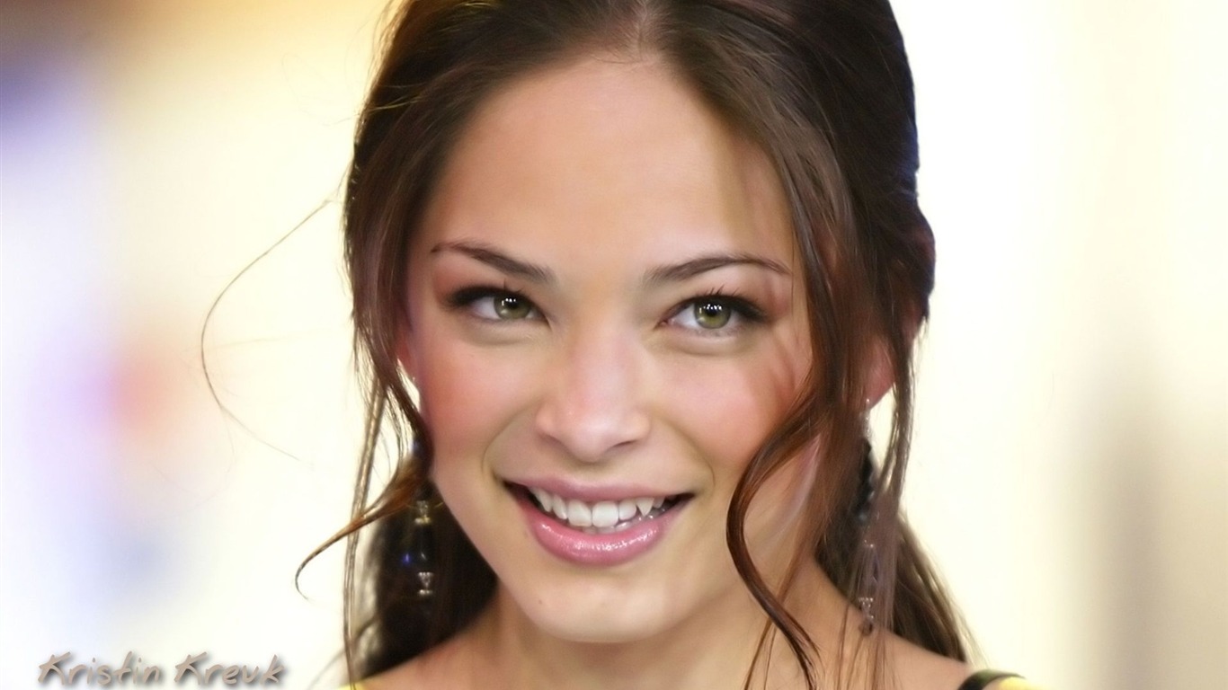 Kristin Kreuk #013 - 1366x768 Wallpapers Pictures Photos Images