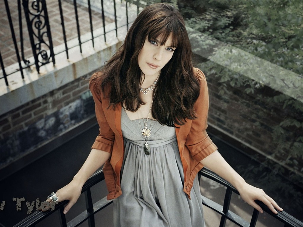 Liv Tyler #003 - 1024x768 Wallpapers Pictures Photos Images