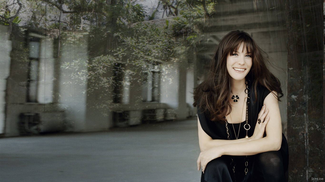 Liv Tyler #031 - 1366x768 Wallpapers Pictures Photos Images