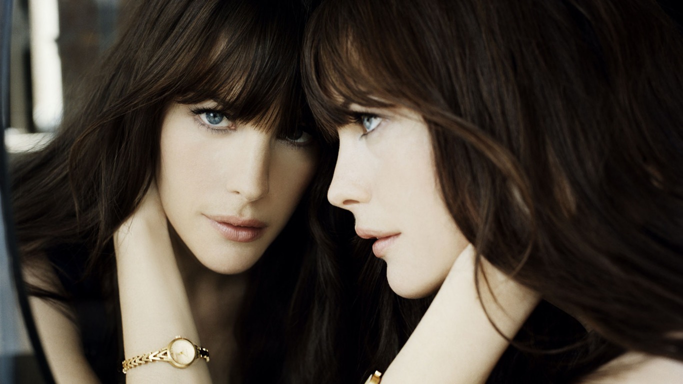Liv Tyler #034 - 1366x768 Wallpapers Pictures Photos Images