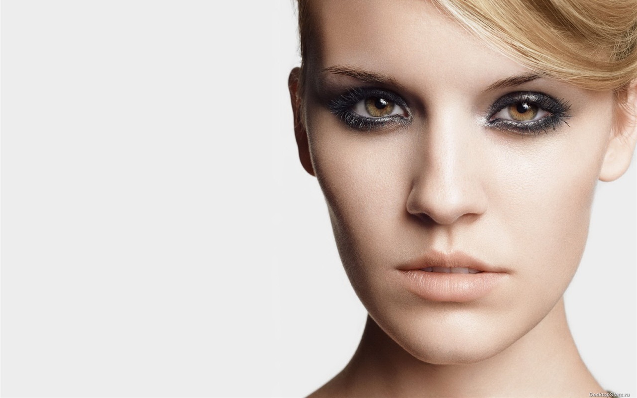 Maggie Grace #019 - 1280x800 Wallpapers Pictures Photos Images