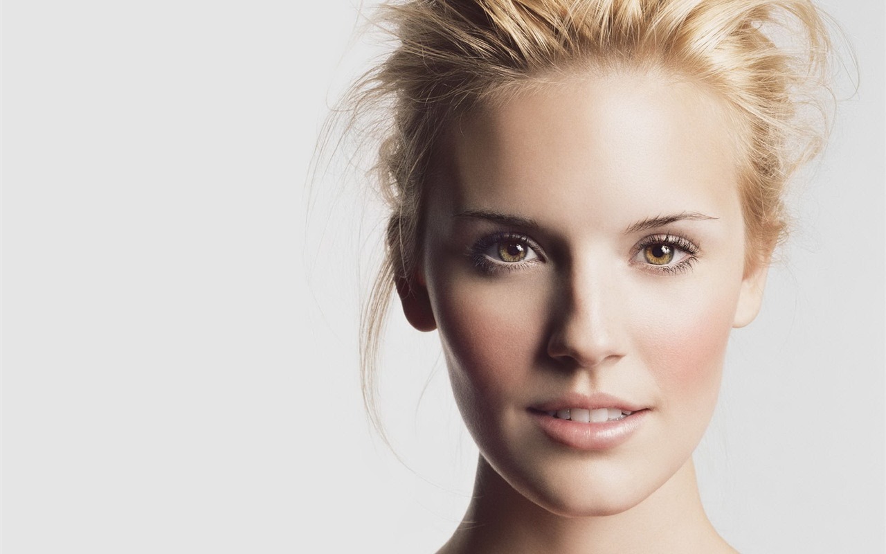Maggie Grace #022 - 1280x800 Wallpapers Pictures Photos Images