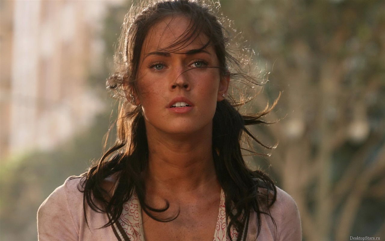 Megan Fox #009 - 1280x800 Wallpapers Pictures Photos Images