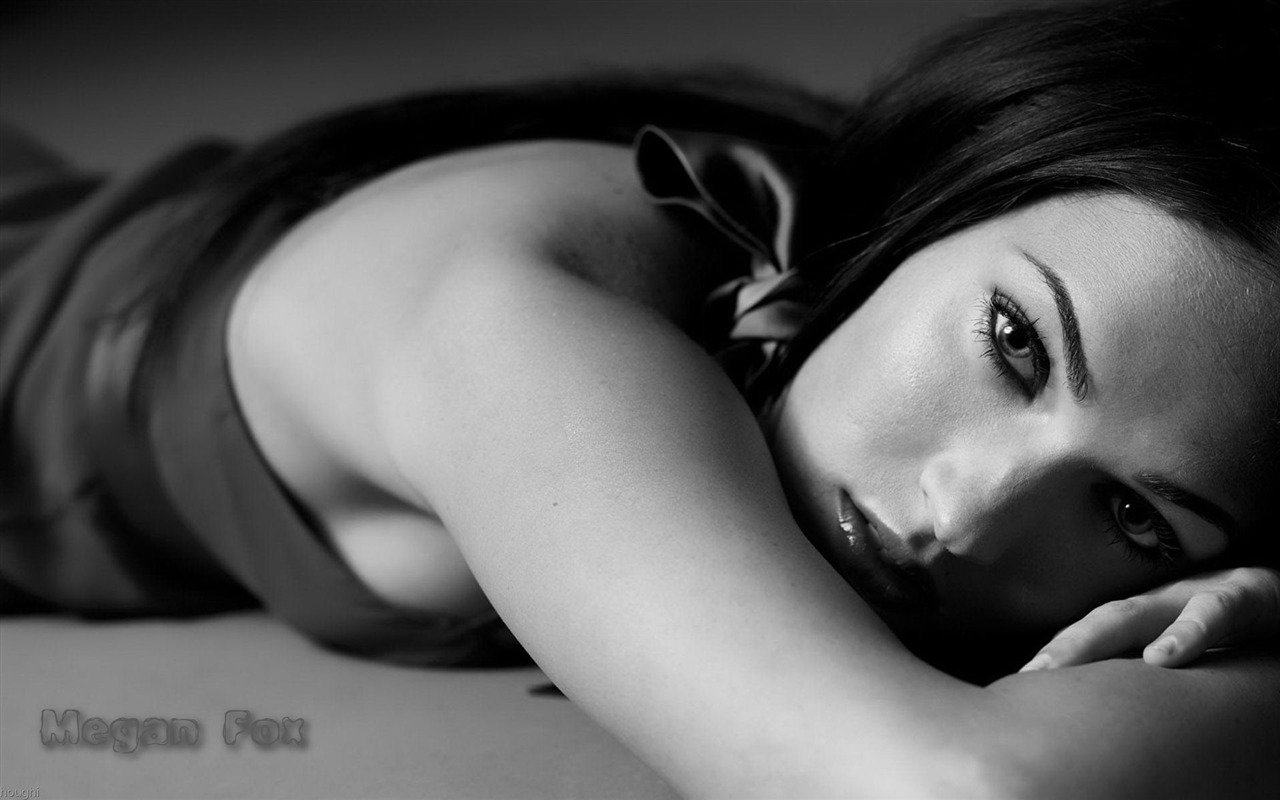 Megan Fox #034 - 1280x800 Wallpapers Pictures Photos Images