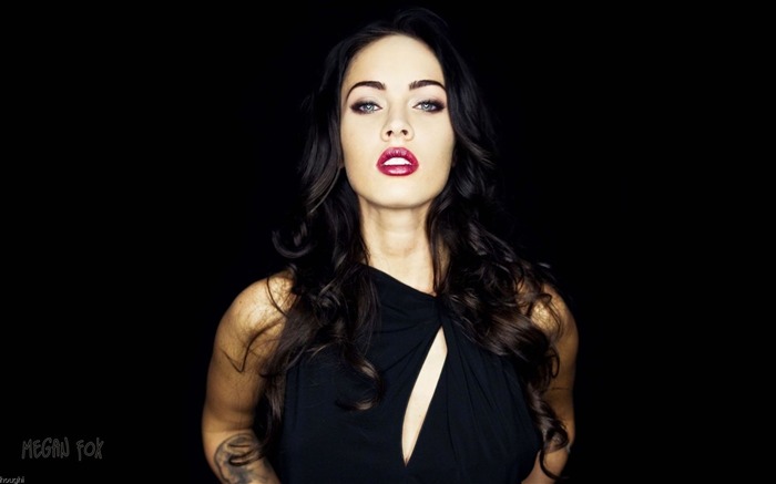 Megan Fox #046 Wallpapers Pictures Photos Images Backgrounds