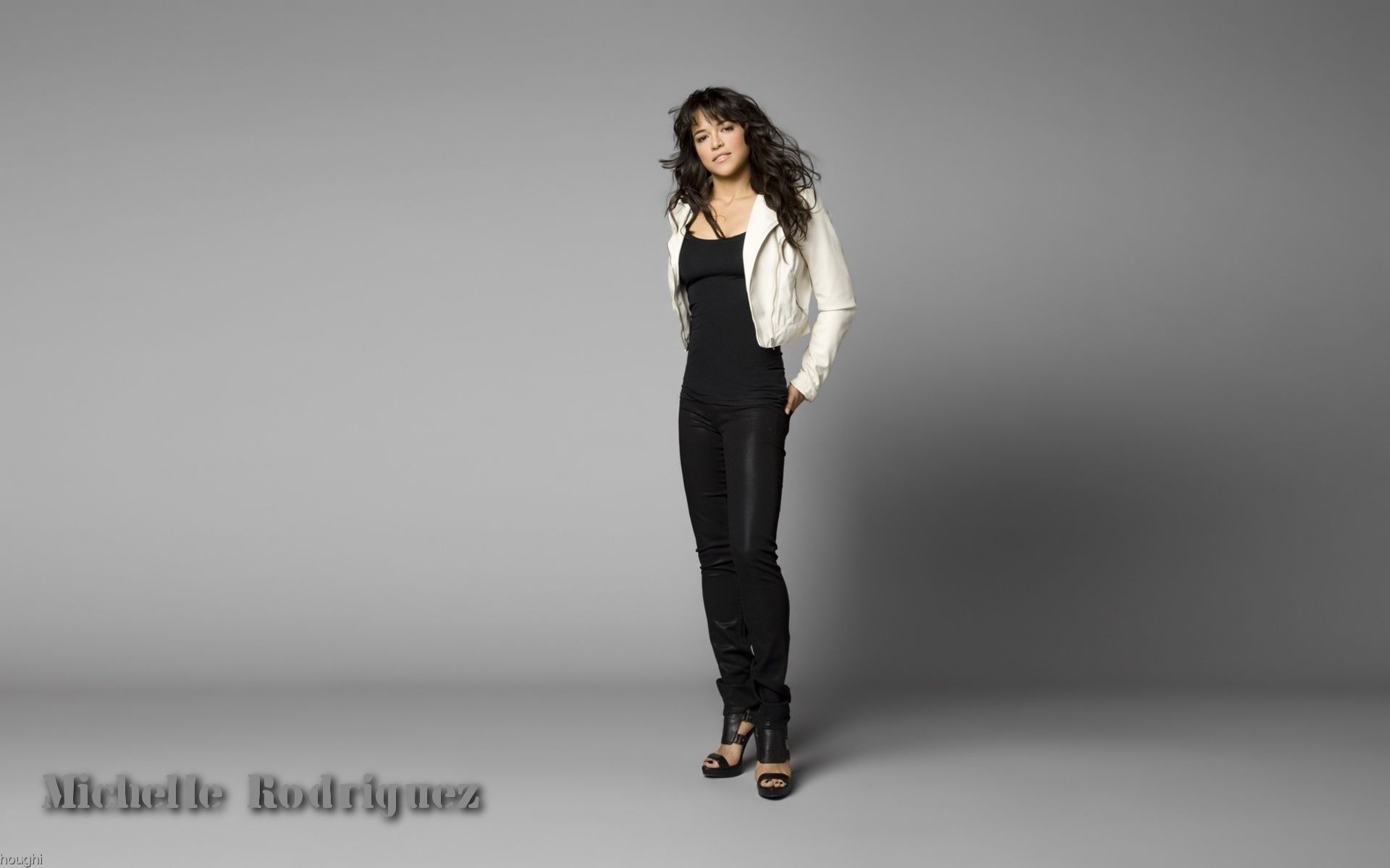 Michelle Rodriguez #011 - 1920x1200 Wallpapers Pictures Photos Images