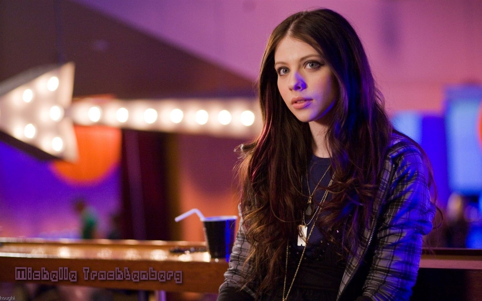 Michelle Trachtenberg #011 - 1680x1050 Wallpapers Pictures Photos Images
