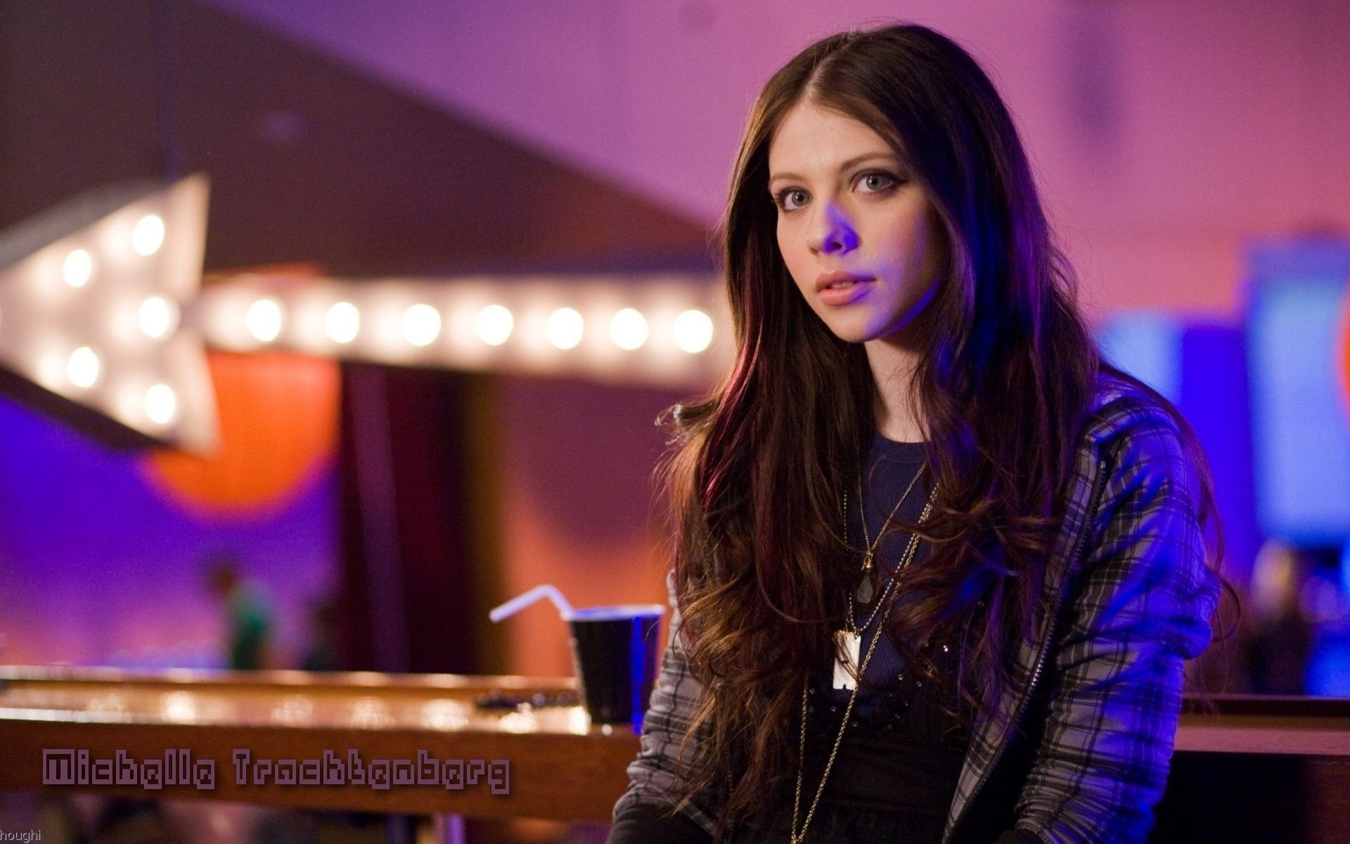 Michelle Trachtenberg #011 - 1920x1200 Wallpapers Pictures Photos Images