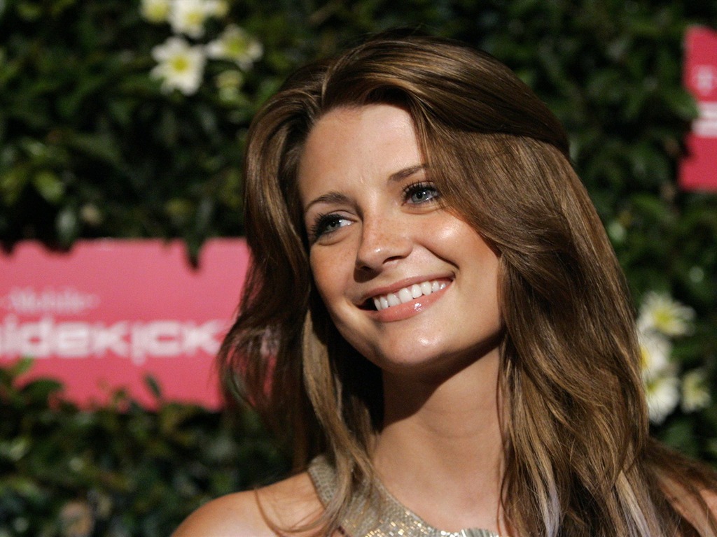 Mischa Barton #022 - 1024x768 Wallpapers Pictures Photos Images