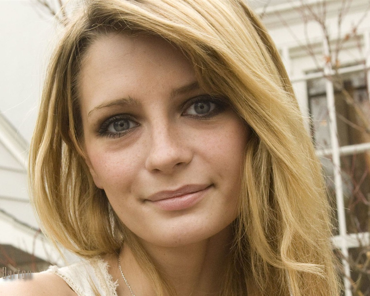 Mischa Barton #078 - 1280x1024 Wallpapers Pictures Photos Images