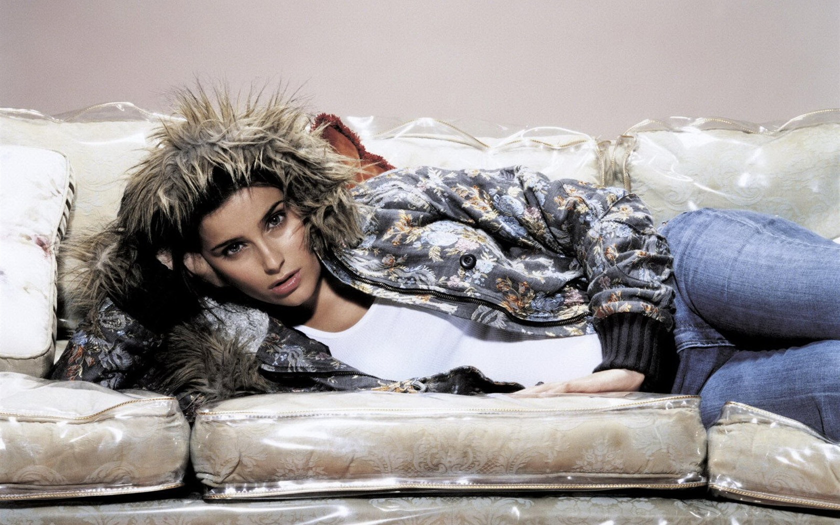 Nelly Furtado #005 - 1680x1050 Wallpapers Pictures Photos Images