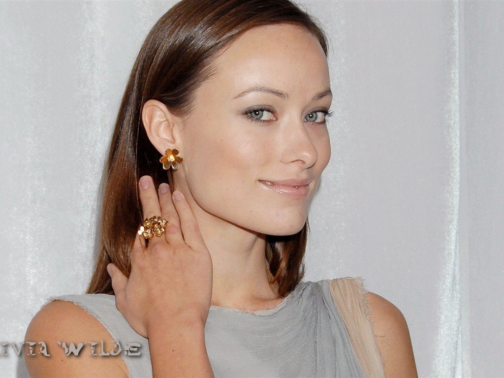 Olivia Wilde #046 - 1024x768 Wallpapers Pictures Photos Images