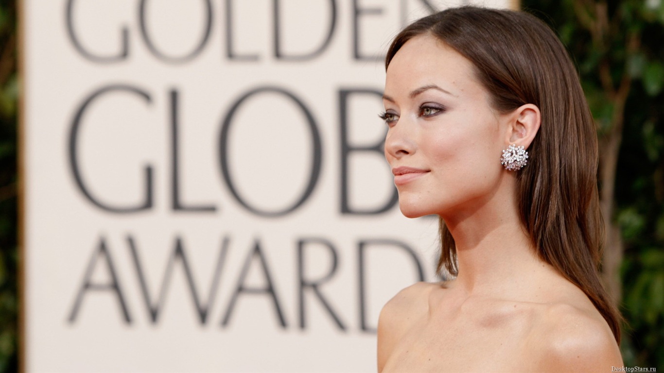 Olivia Wilde #028 - 1366x768 Wallpapers Pictures Photos Images