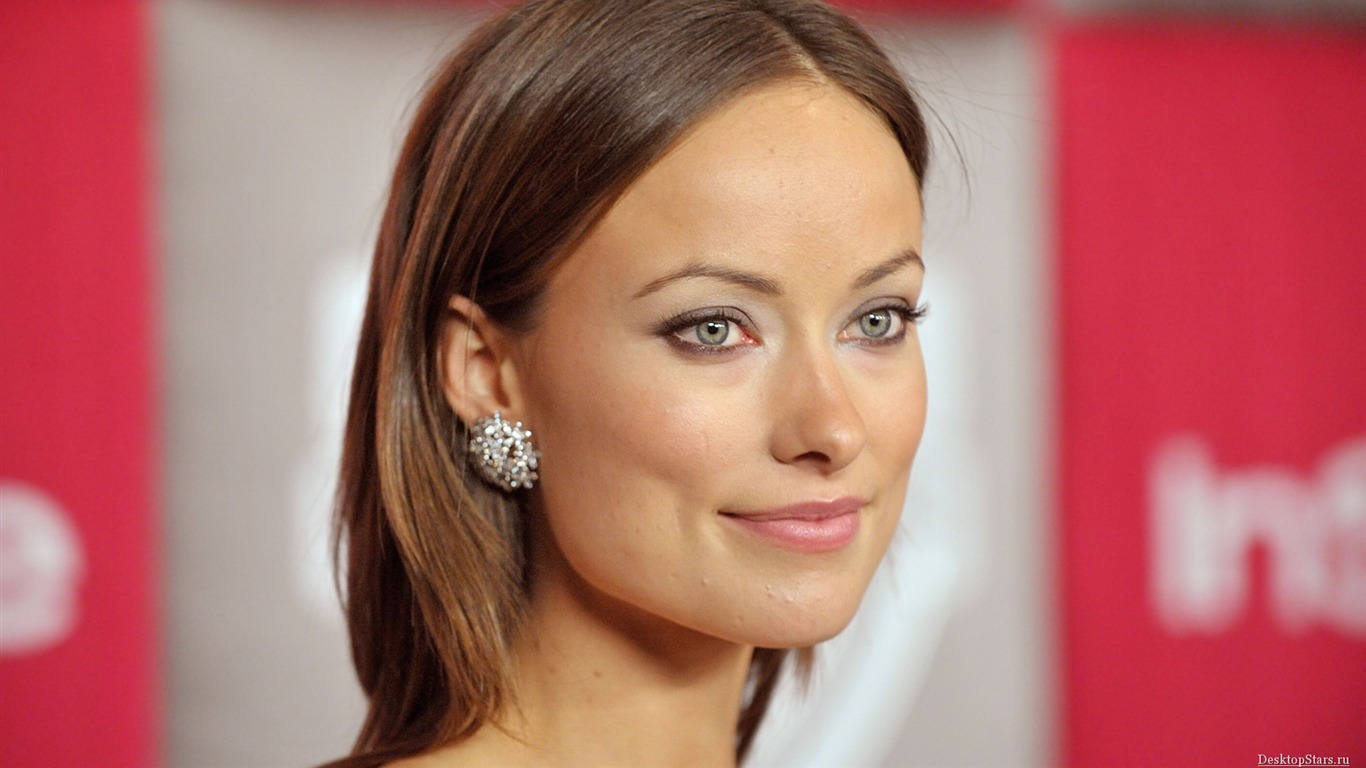 Olivia Wilde #035 - 1366x768 Wallpapers Pictures Photos Images