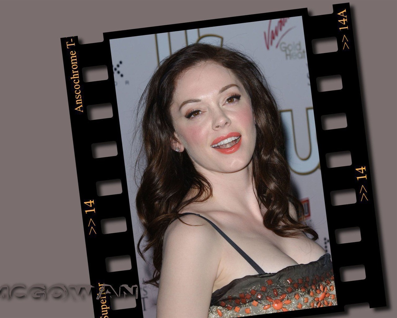 Rose McGowan #002 - 1280x1024 Wallpapers Pictures Photos Images.
