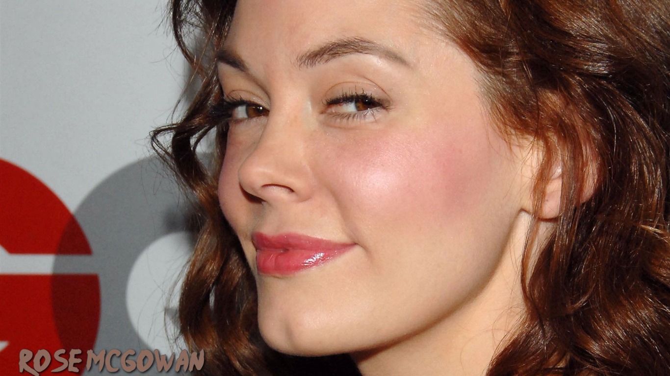 Rose McGowan #017 - 1366x768 Wallpapers Pictures Photos Images