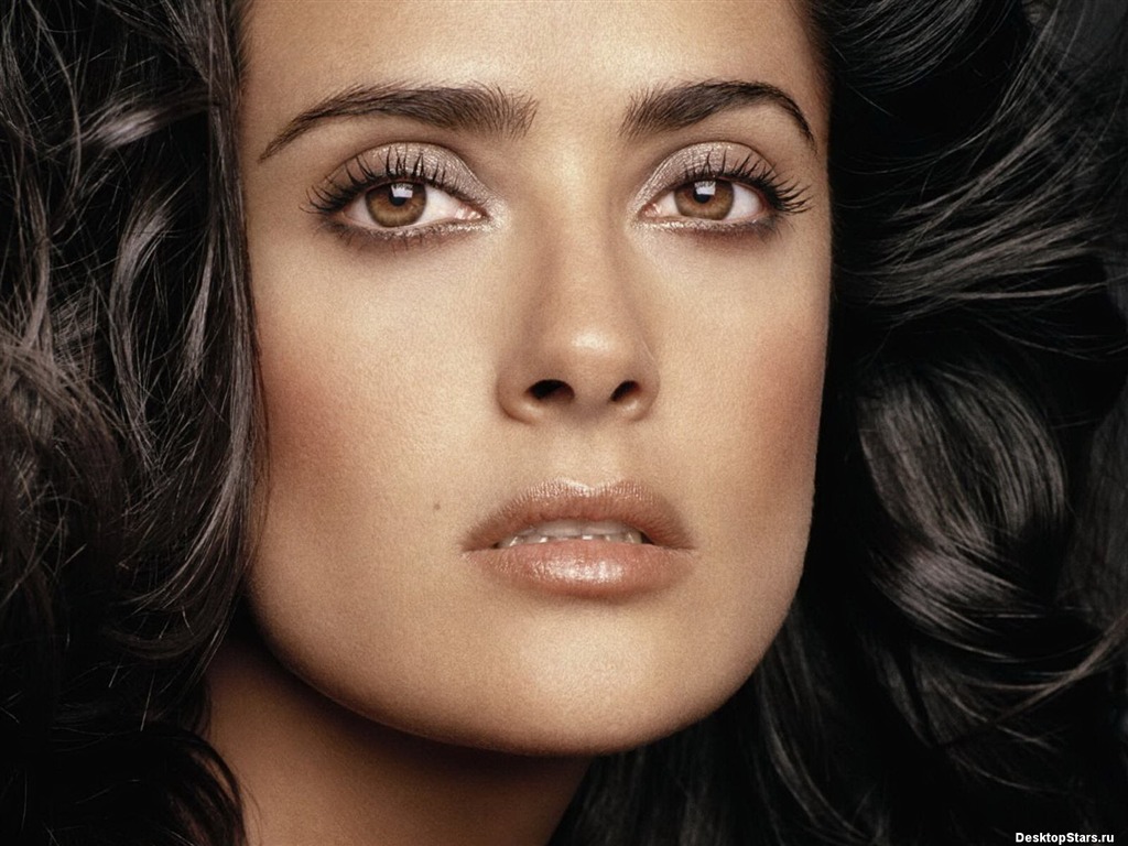 Salma Hayek #058 - 1024x768 Wallpapers Pictures Photos Images