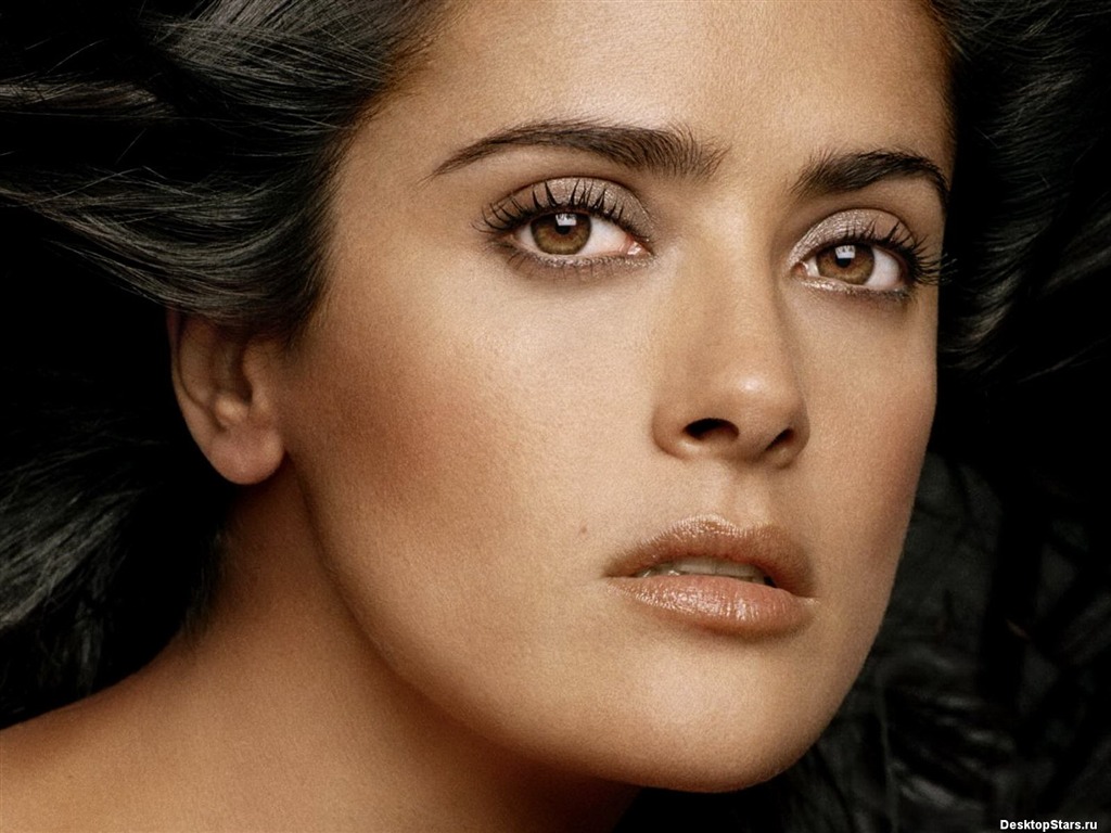 Salma Hayek #068 - 1024x768 Wallpapers Pictures Photos Images