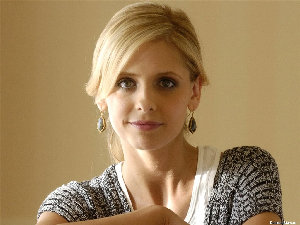 Sarah Michelle Gellar #044 - 1024x768 Wallpapers Pictures Photos Images