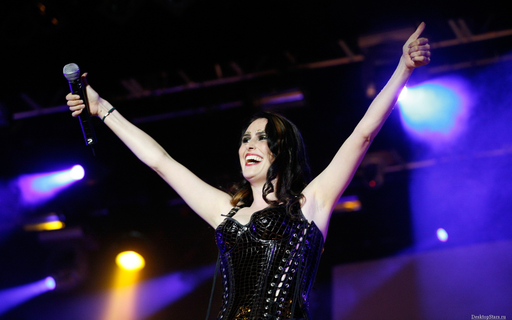 Sharon den Adel #011 - 1680x1050 Wallpapers Pictures Photos Images