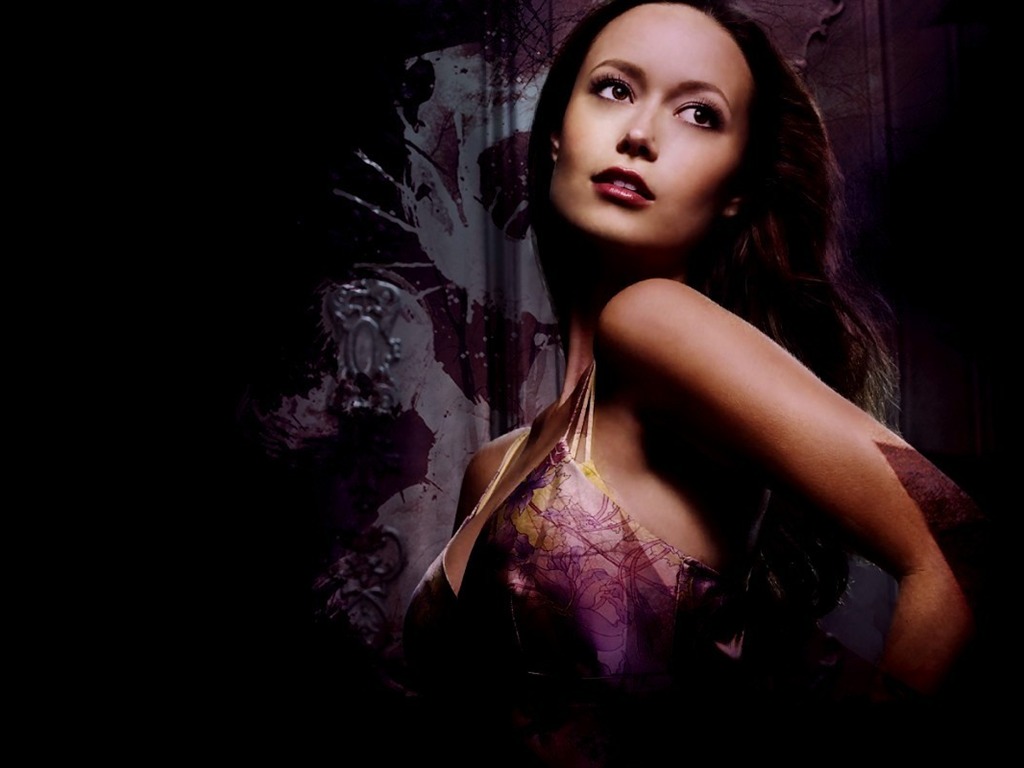 Summer Glau #045 - 1024x768 Wallpapers Pictures Photos Images