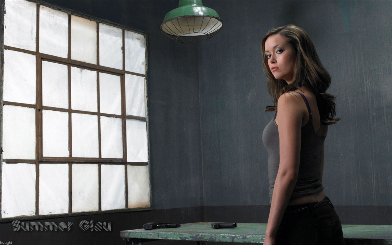 Summer Glau #026 - 1280x800 Wallpapers Pictures Photos Images