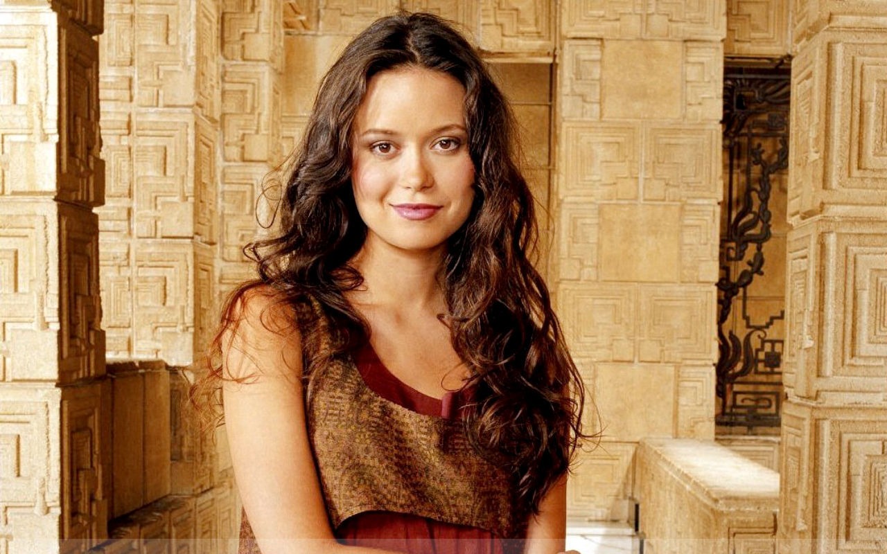 Summer Glau #043 - 1280x800 Wallpapers Pictures Photos Images