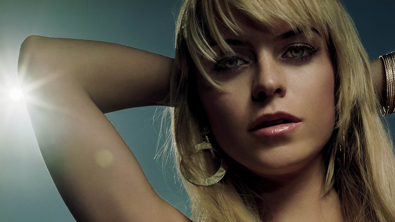 Taryn Manning #003 - 1366x768 Wallpapers Pictures Photos Images