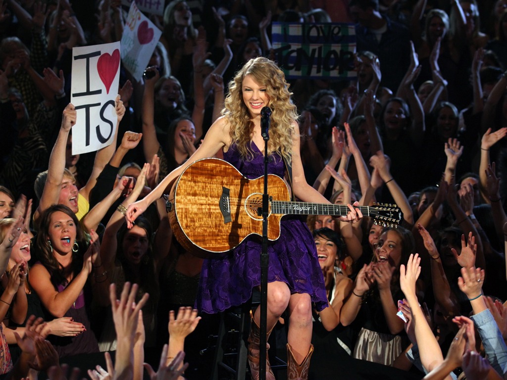 Taylor Swift #033 - 1024x768 Wallpapers Pictures Photos Images