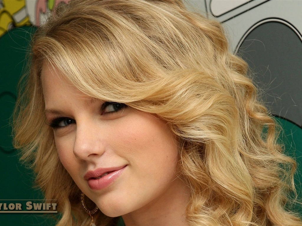 Taylor Swift #049 - 1024x768 Wallpapers Pictures Photos Images