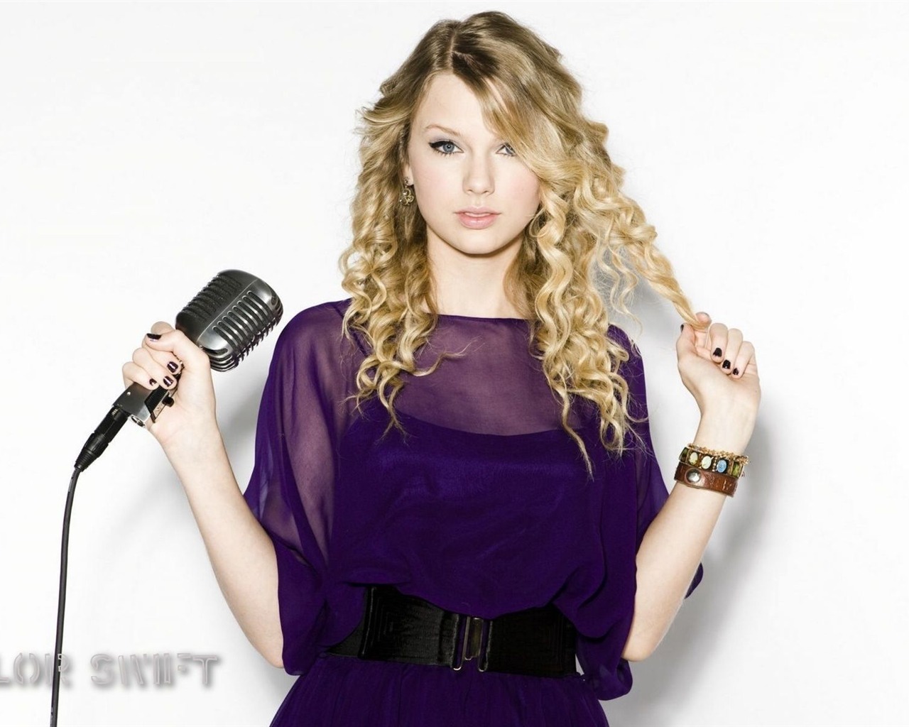 Taylor Swift #066 - 1280x1024 Wallpapers Pictures Photos Images