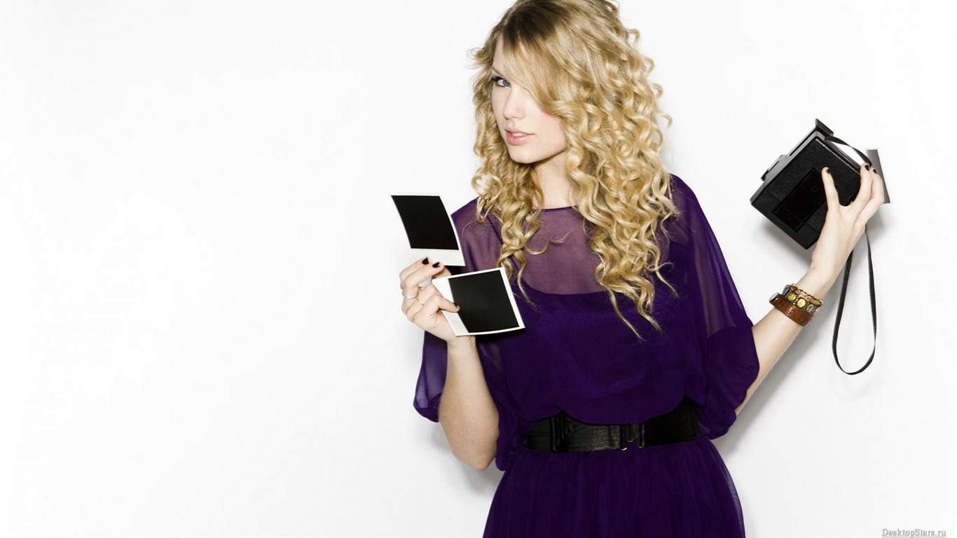 Taylor Swift #019 - 1366x768 Wallpapers Pictures Photos Images