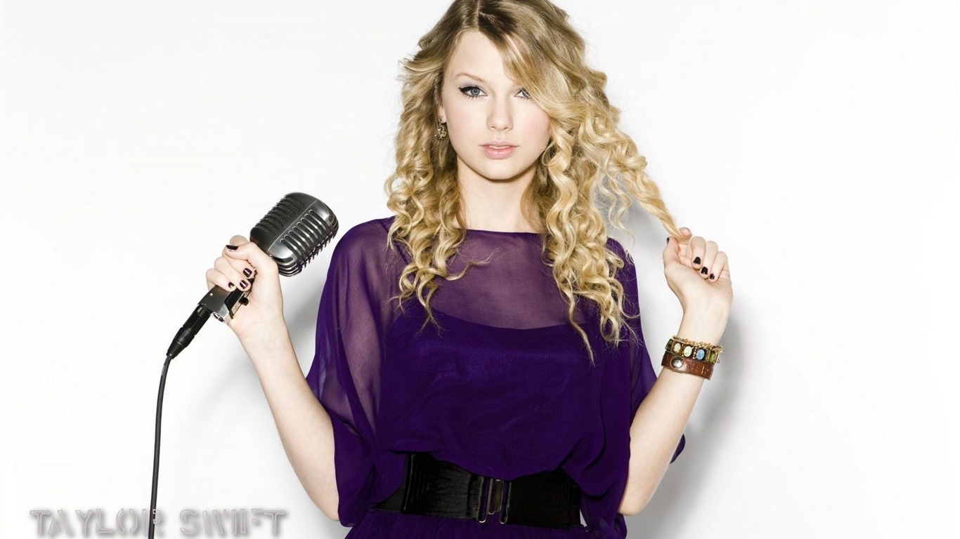 Taylor Swift #066 - 1366x768 Wallpapers Pictures Photos Images