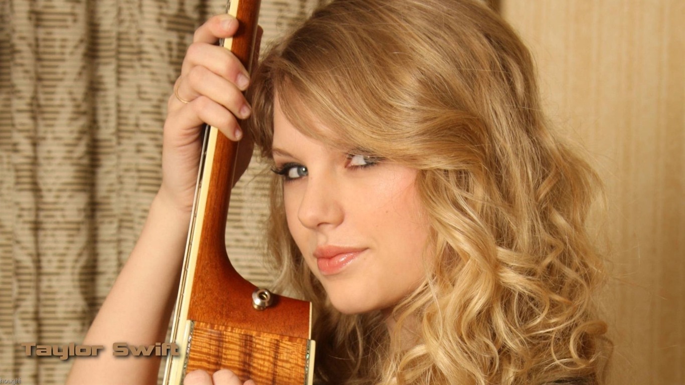 Taylor Swift #071 - 1366x768 Wallpapers Pictures Photos Images