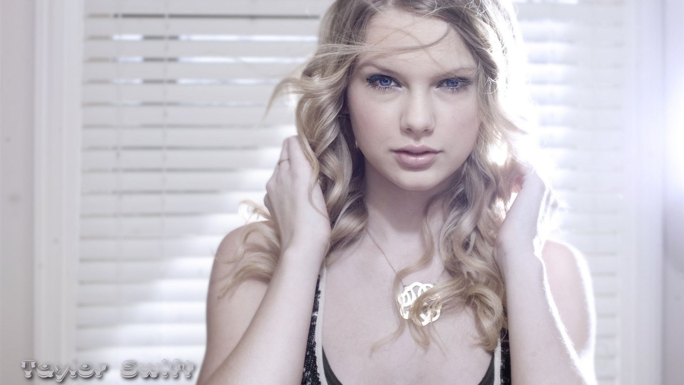 Taylor Swift #077 - 1366x768 Wallpapers Pictures Photos Images