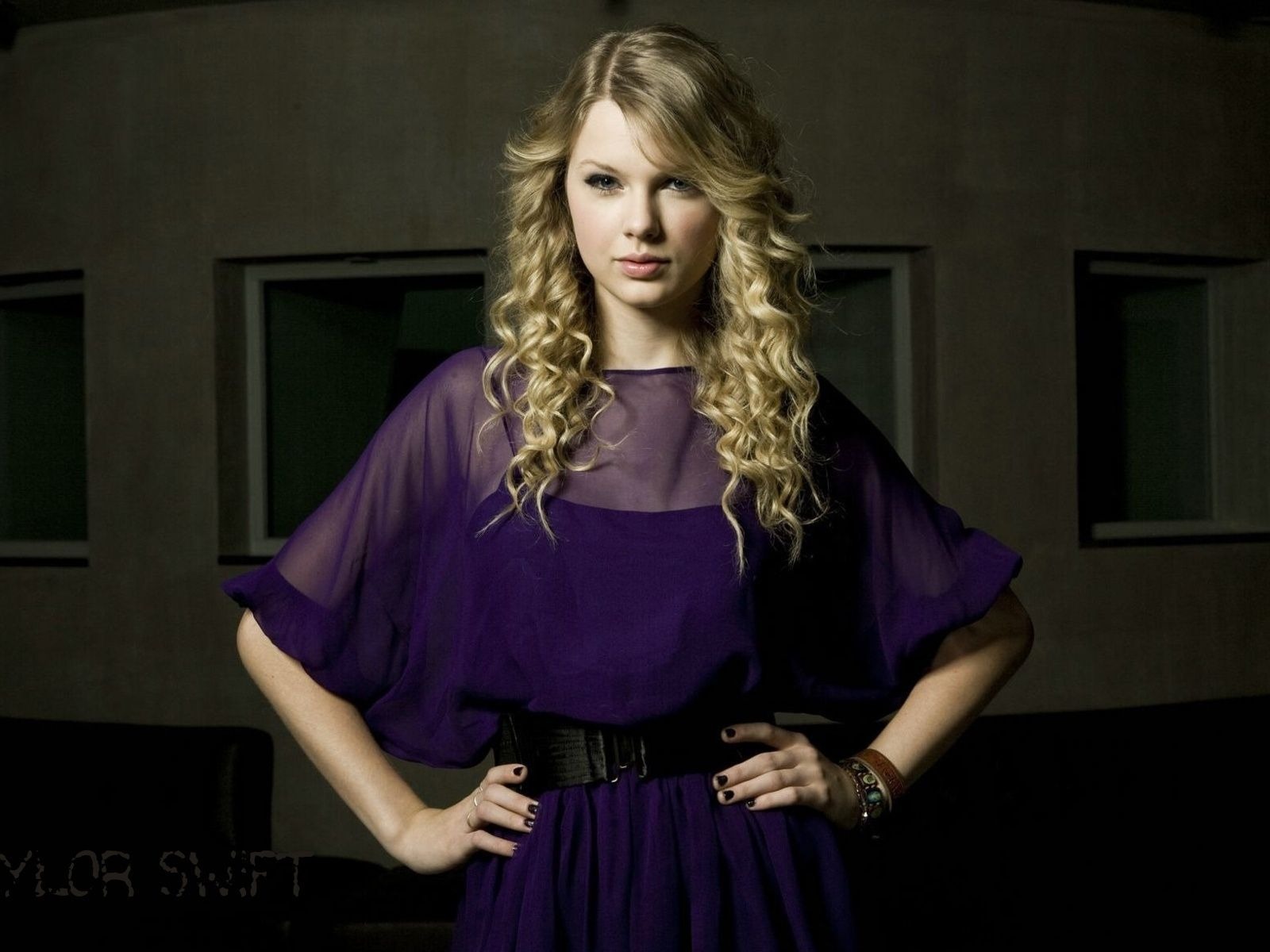 Taylor Swift #062 - 1600x1200 Wallpapers Pictures Photos Images