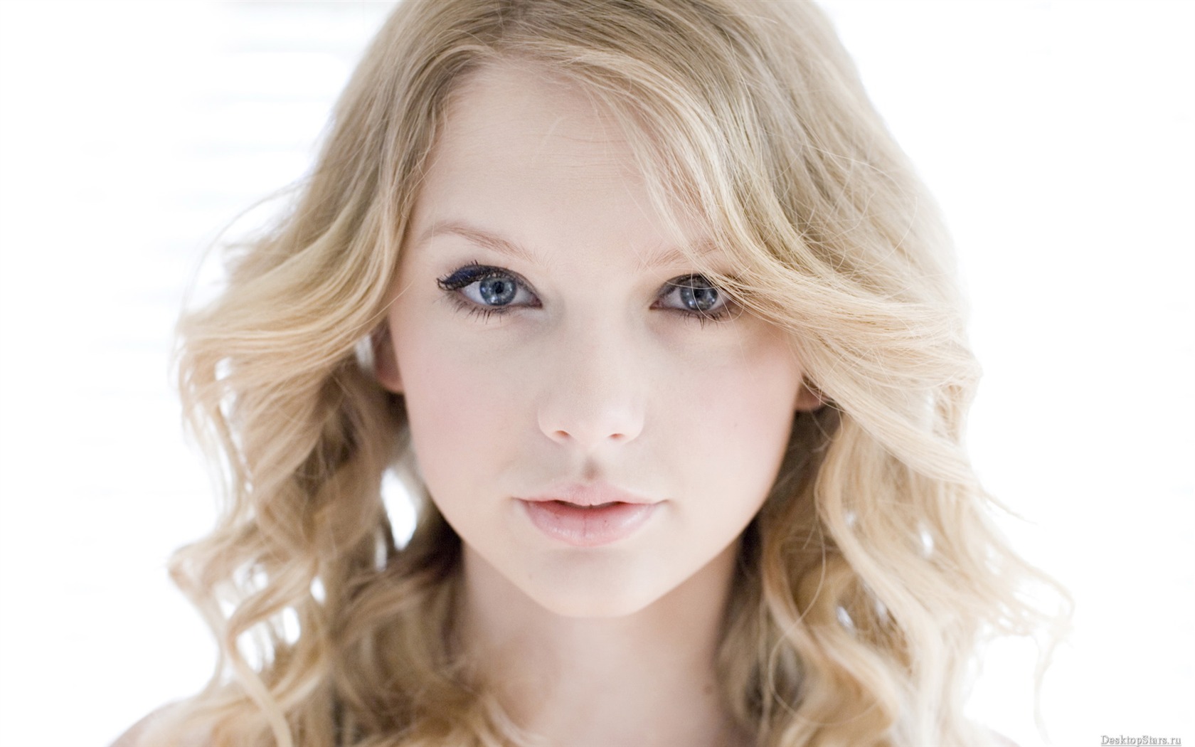 Taylor Swift #001 - 1680x1050 Wallpapers Pictures Photos Images