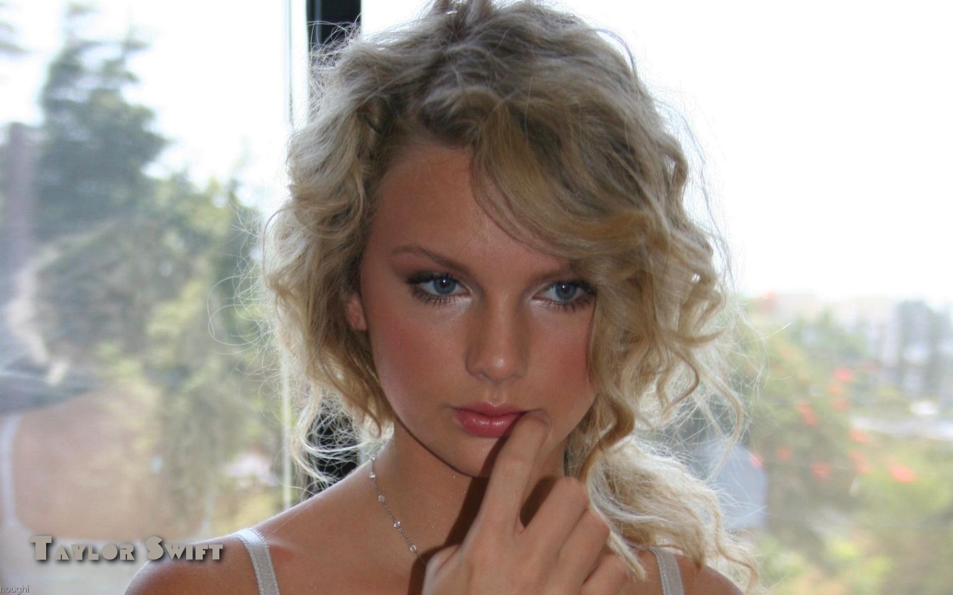 Taylor Swift #074 - 1920x1200 Wallpapers Pictures Photos Images