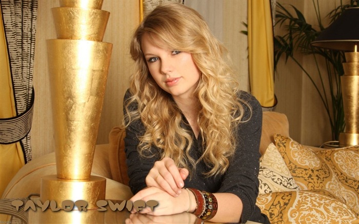 Taylor Swift #072 Wallpapers Pictures Photos Images Backgrounds